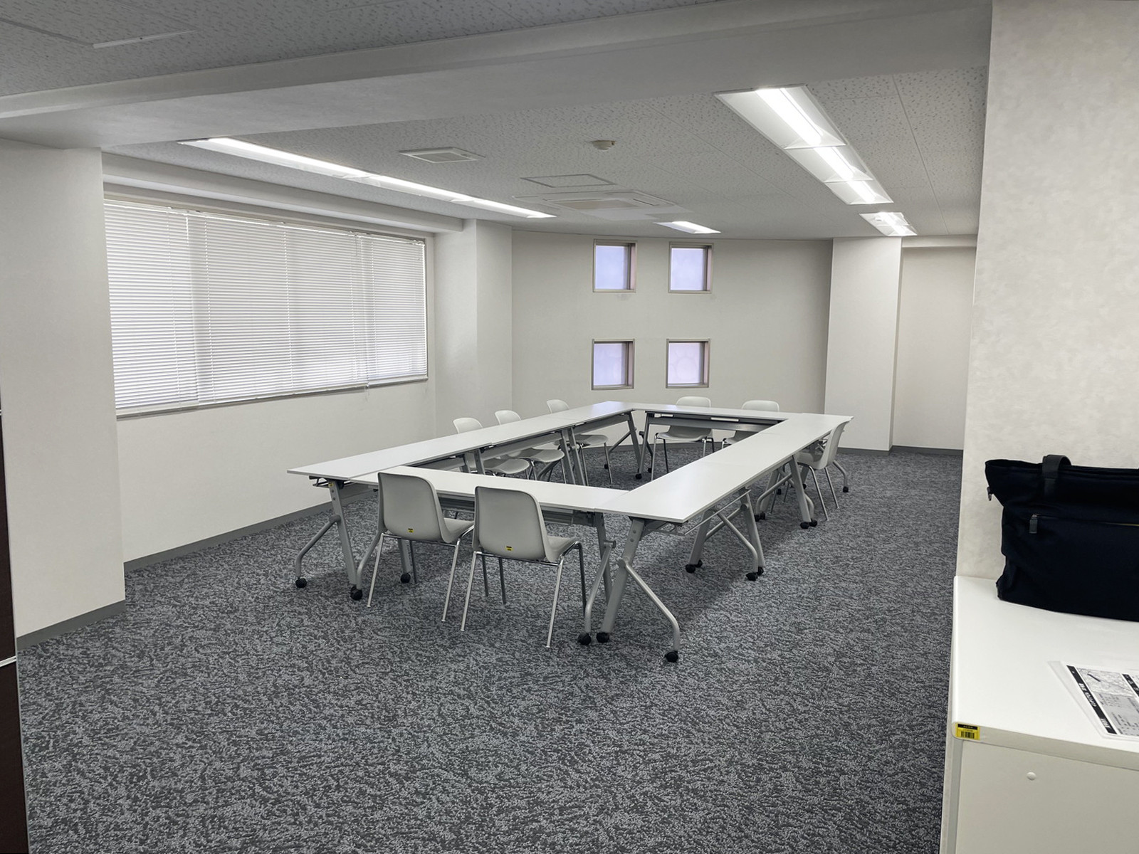 別角度の様子