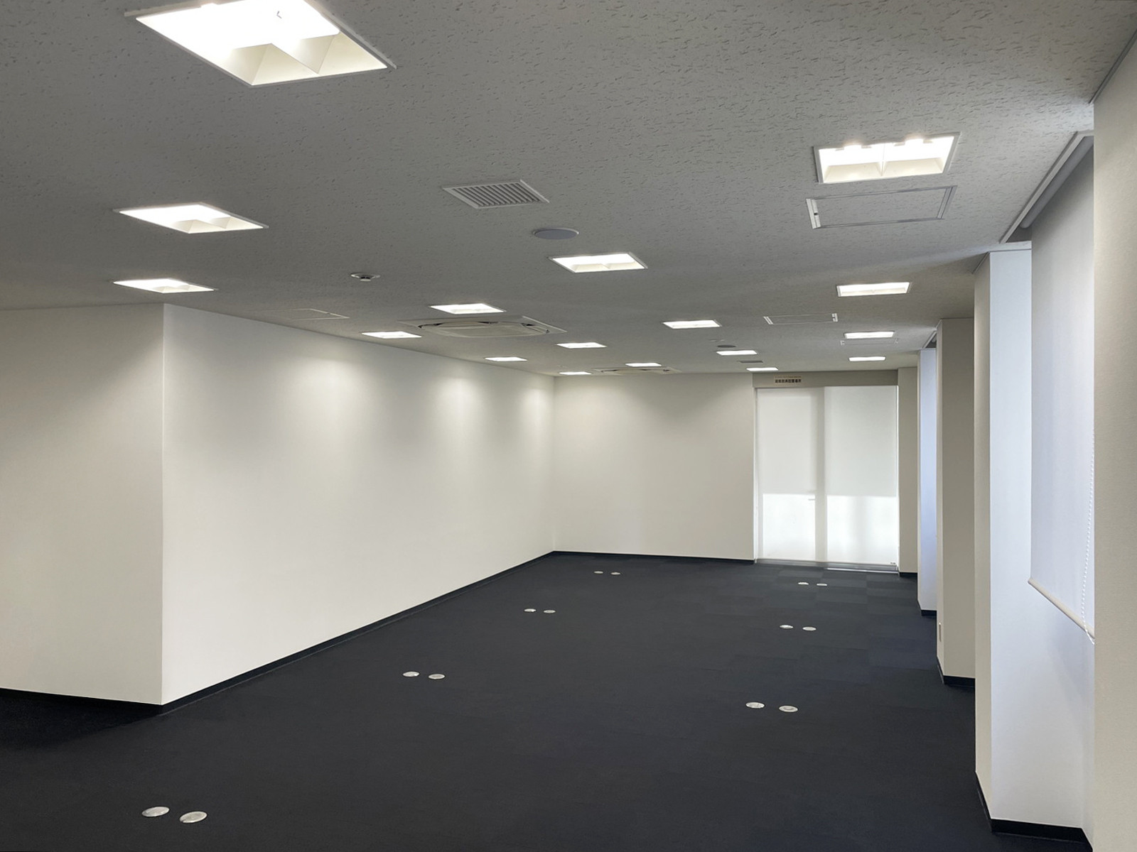 オフィス室内参考画像(602号室・約22坪)