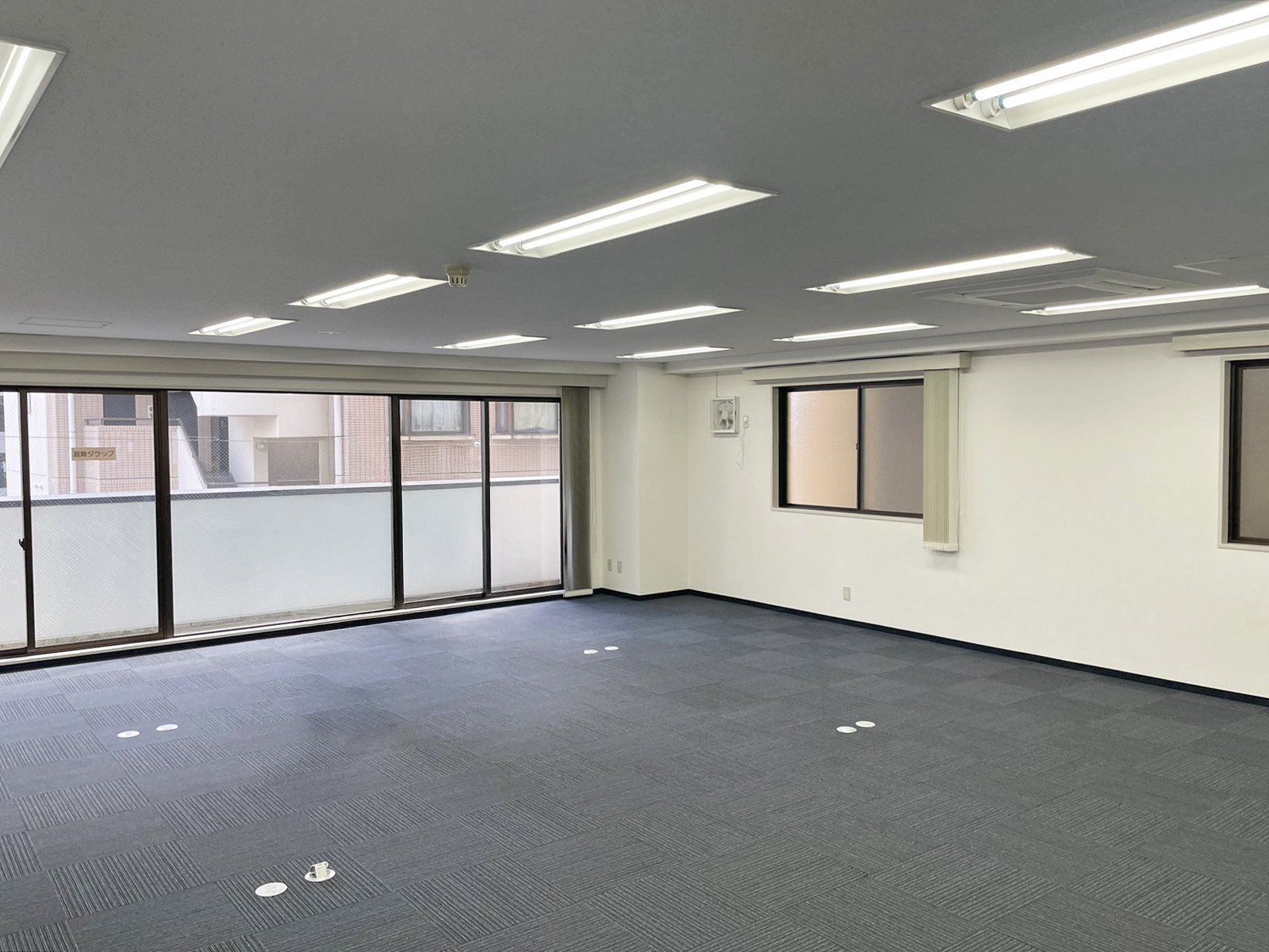 オフィス室内参考画像(302号室・約21坪)