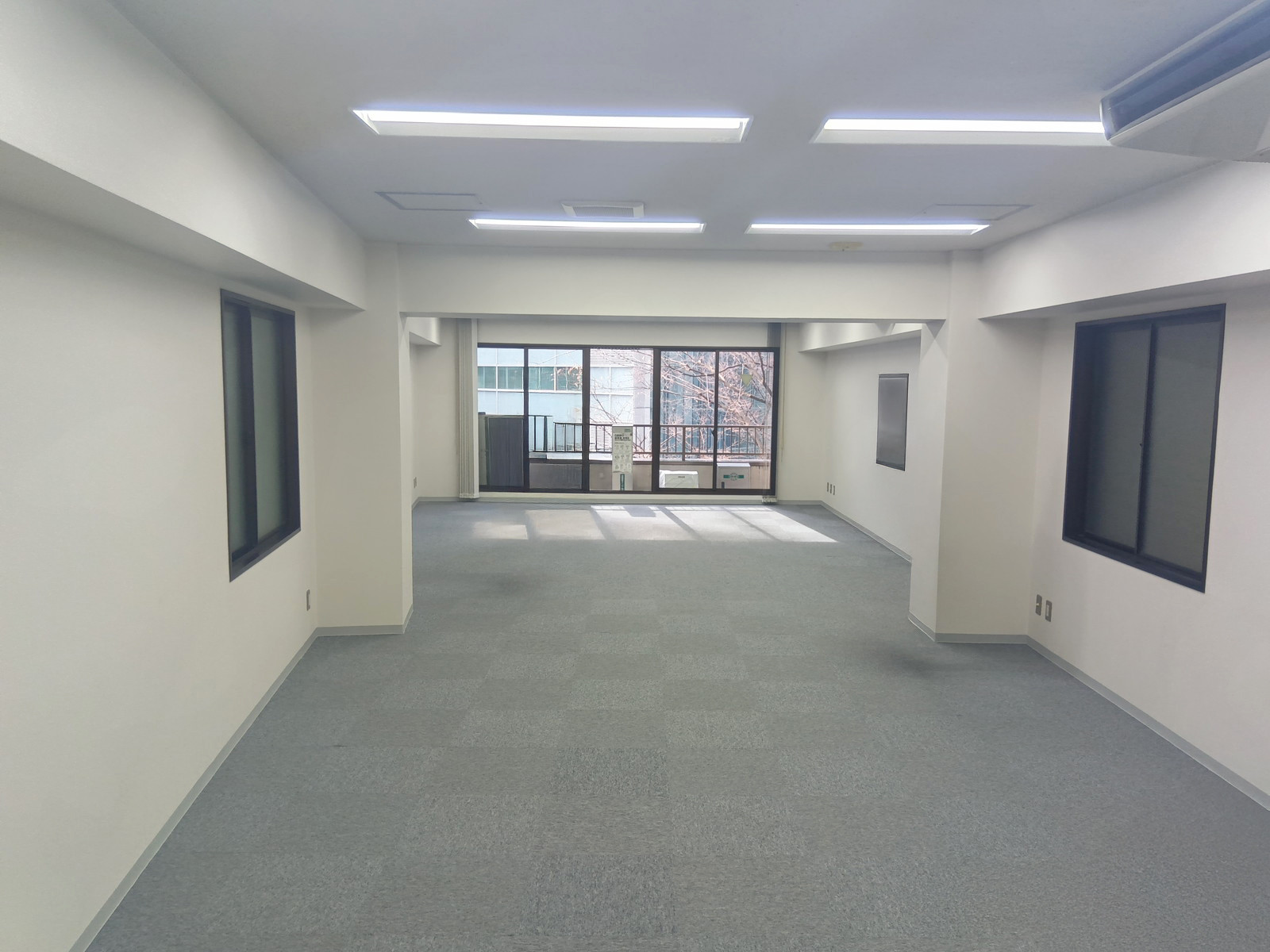 オフィス室内参考画像(4階・約24坪)