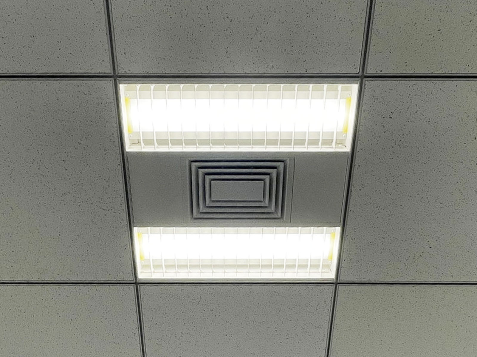 空調