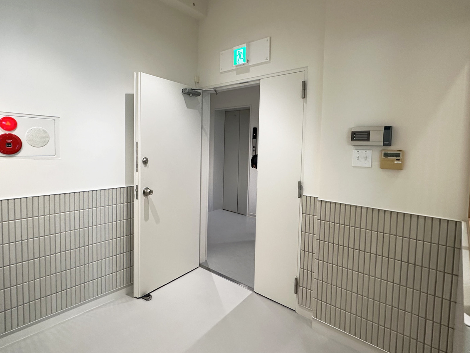 貸室出入口