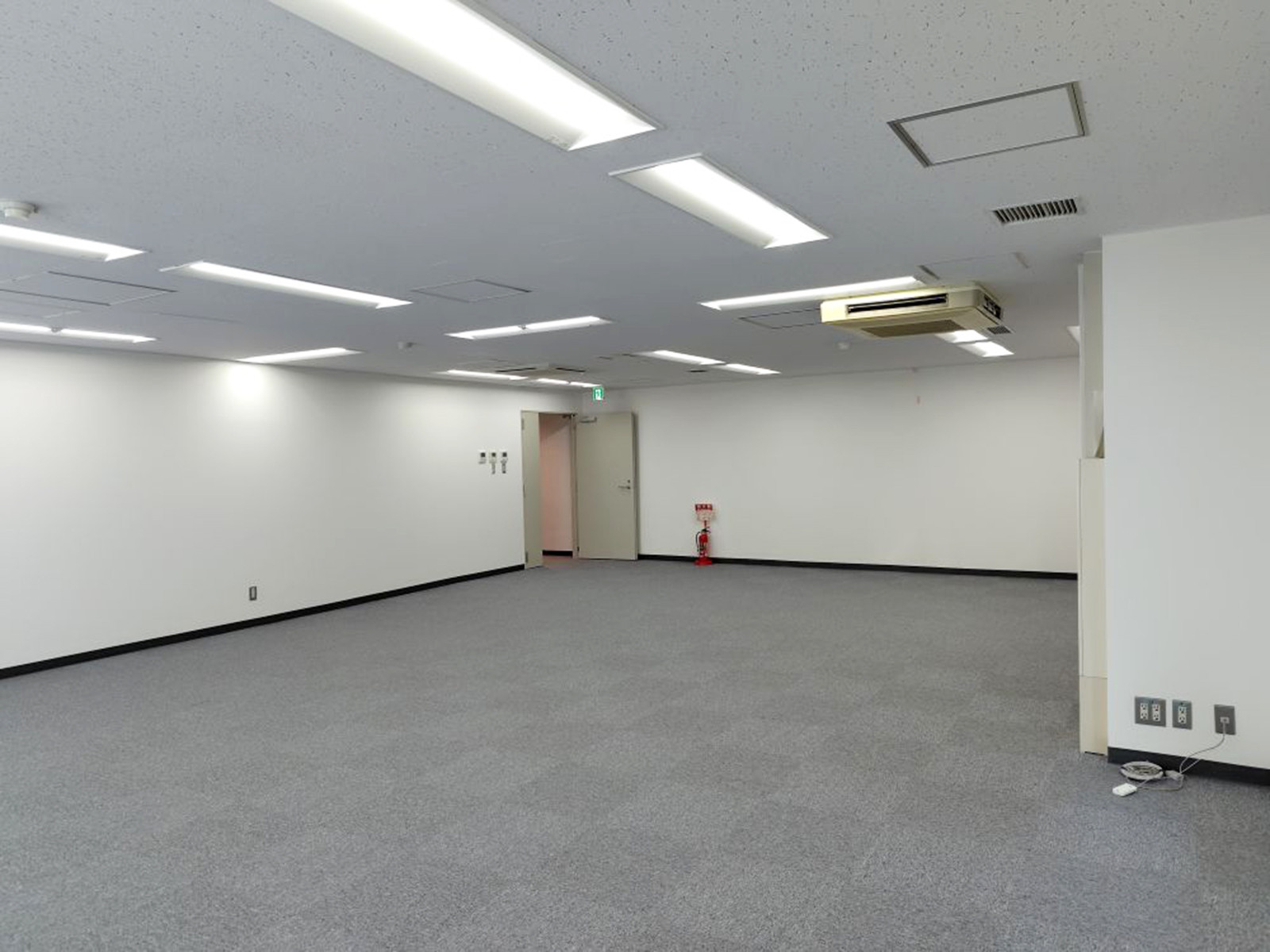 別角度の様子
