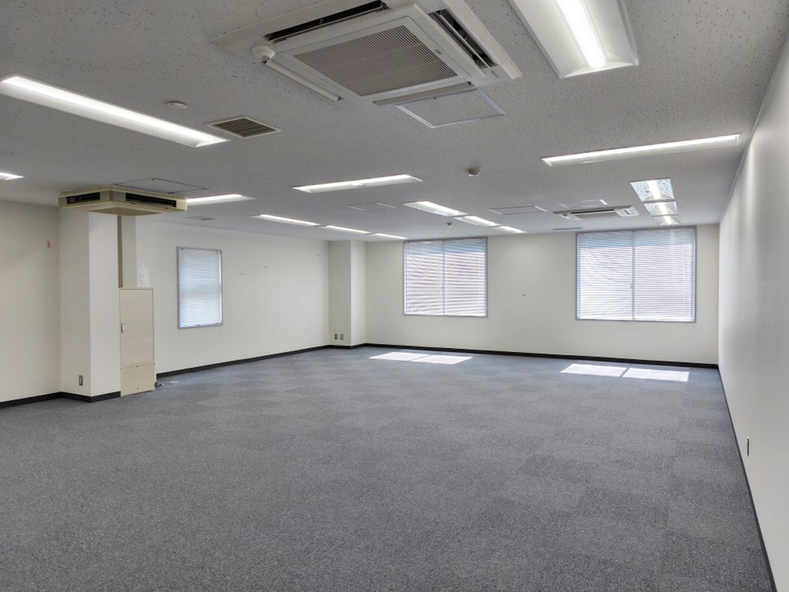 オフィス室内参考画像(7階・約25坪)