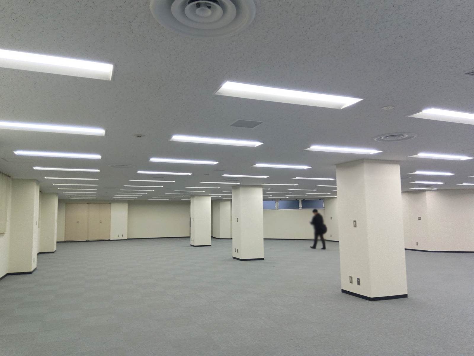 一部柱有り