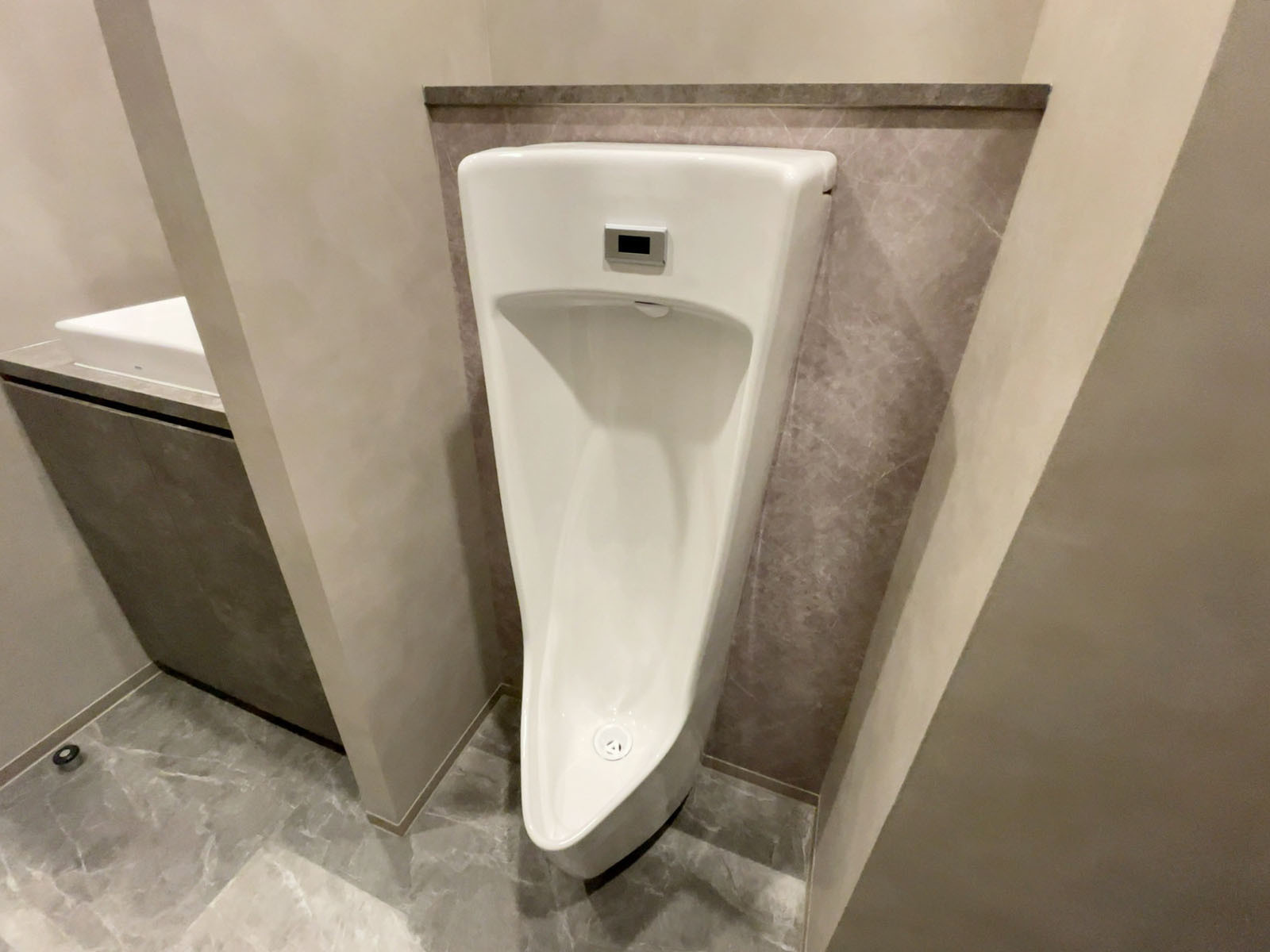 男性用トイレ