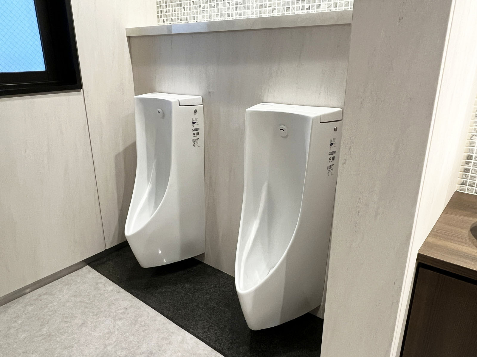 男性用トイレ
