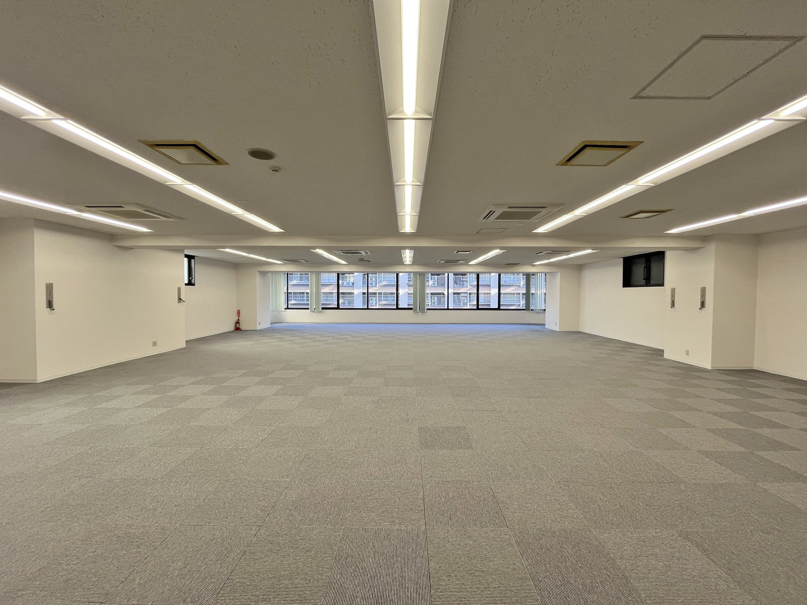 オフィス室内参考画像(7階・約76坪)