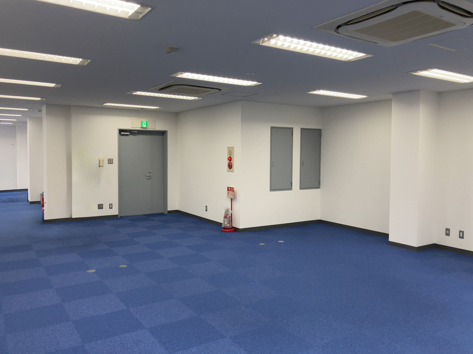 別角度の様子