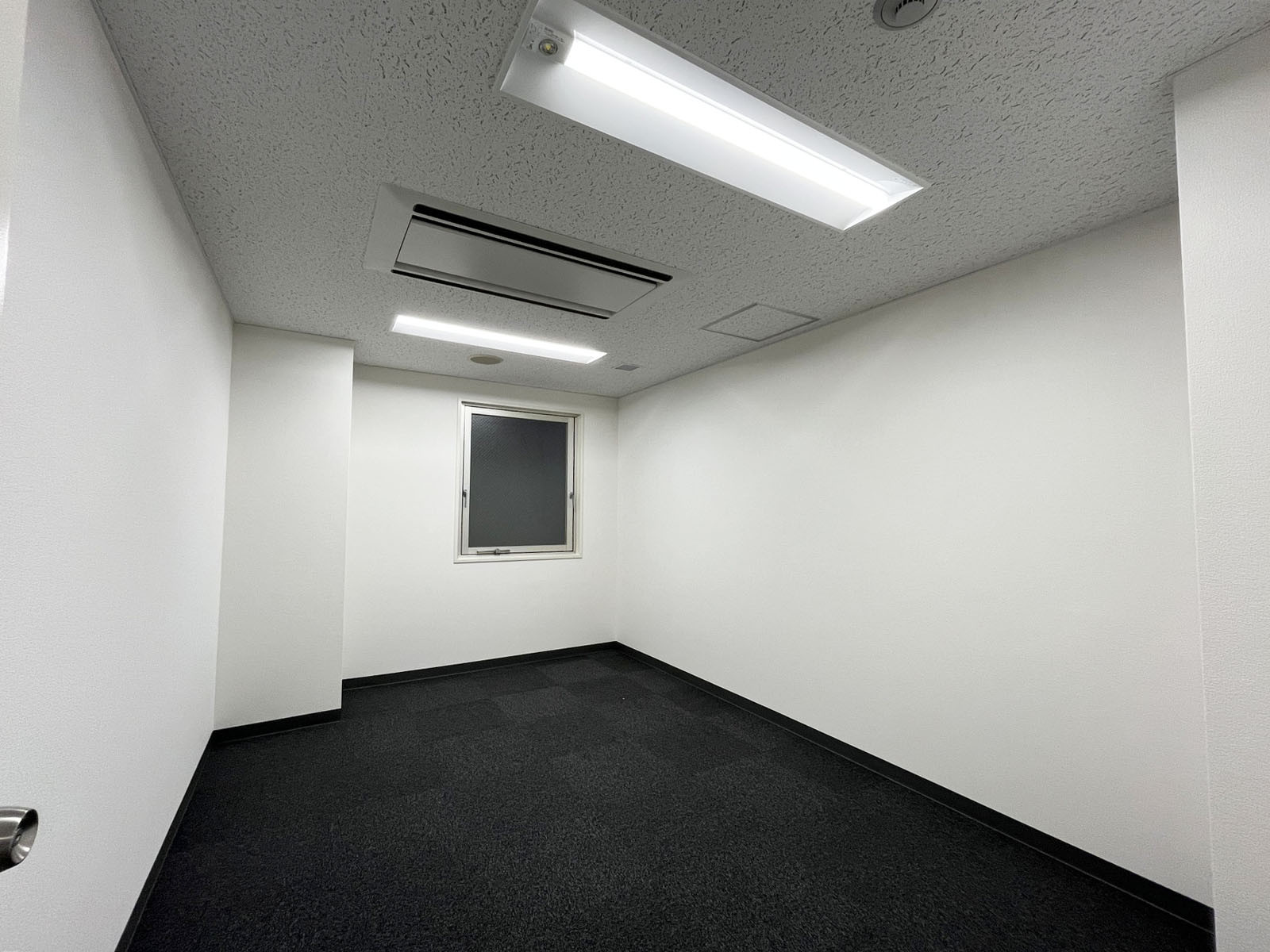 個室小