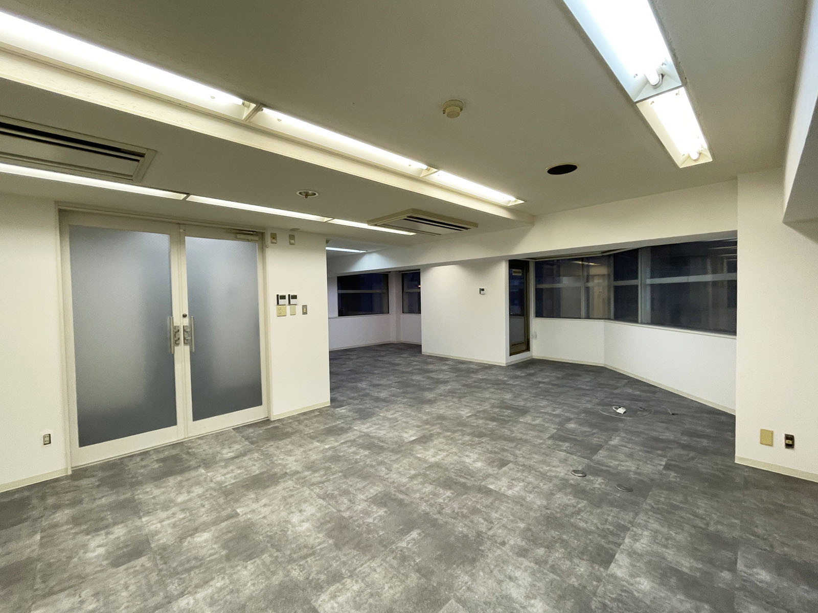 オフィス室内参考画像(4階・約23坪)