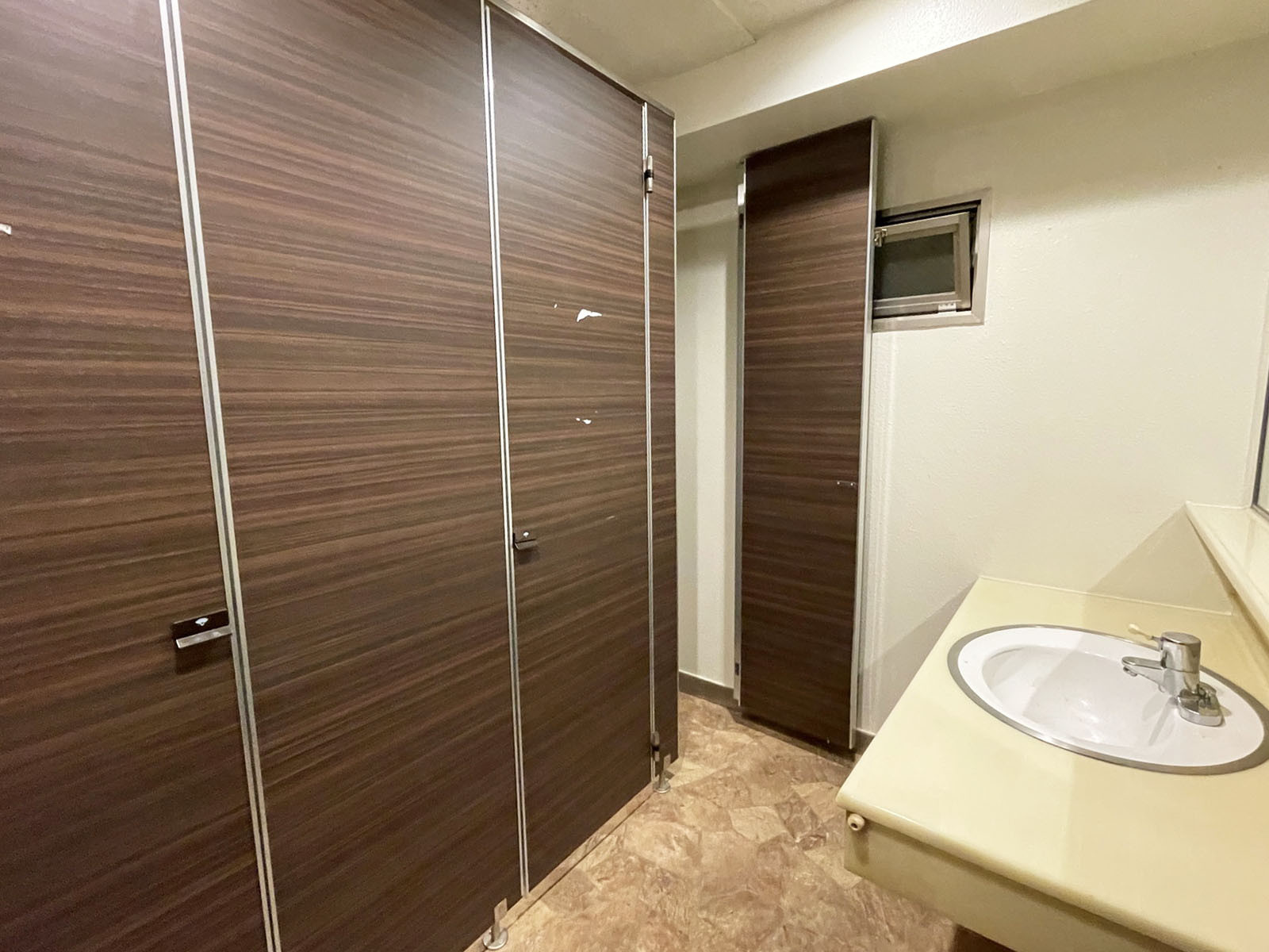 トイレ全体の様子