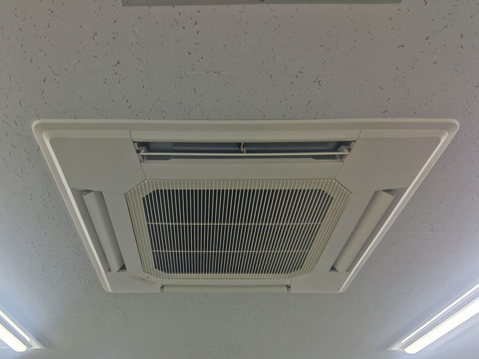 空調