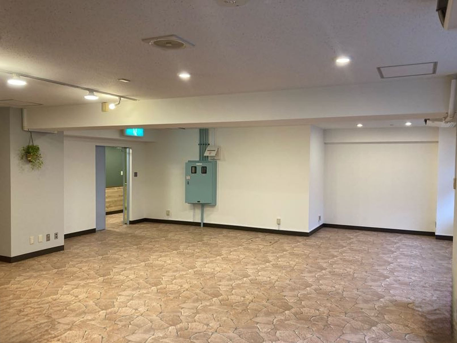 別角度の様子