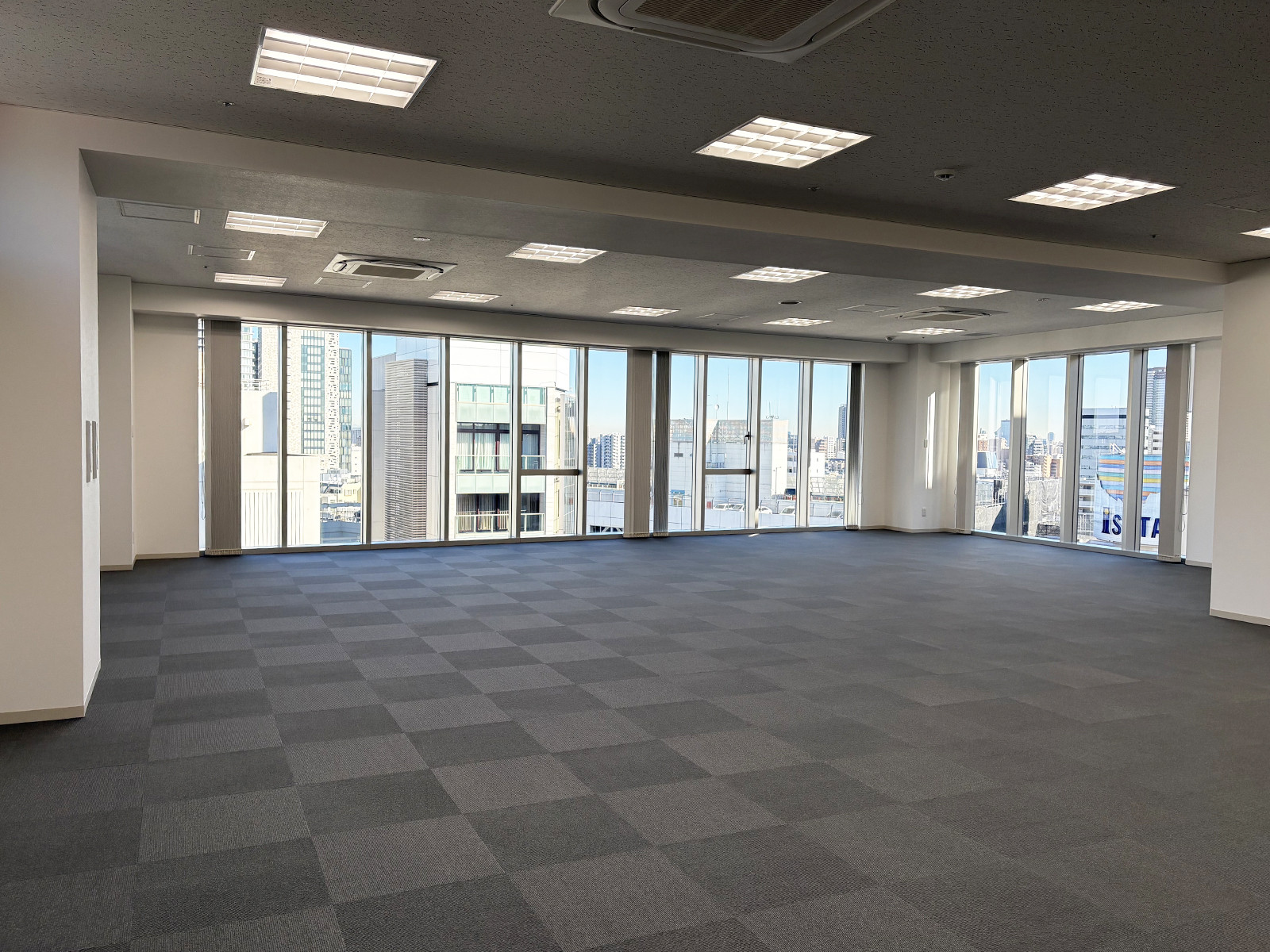 オフィス室内参考画像(11階・約44坪)