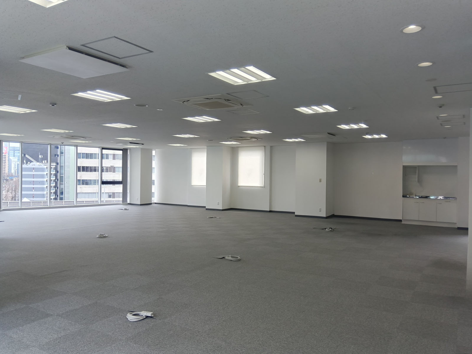 室内全体の様子