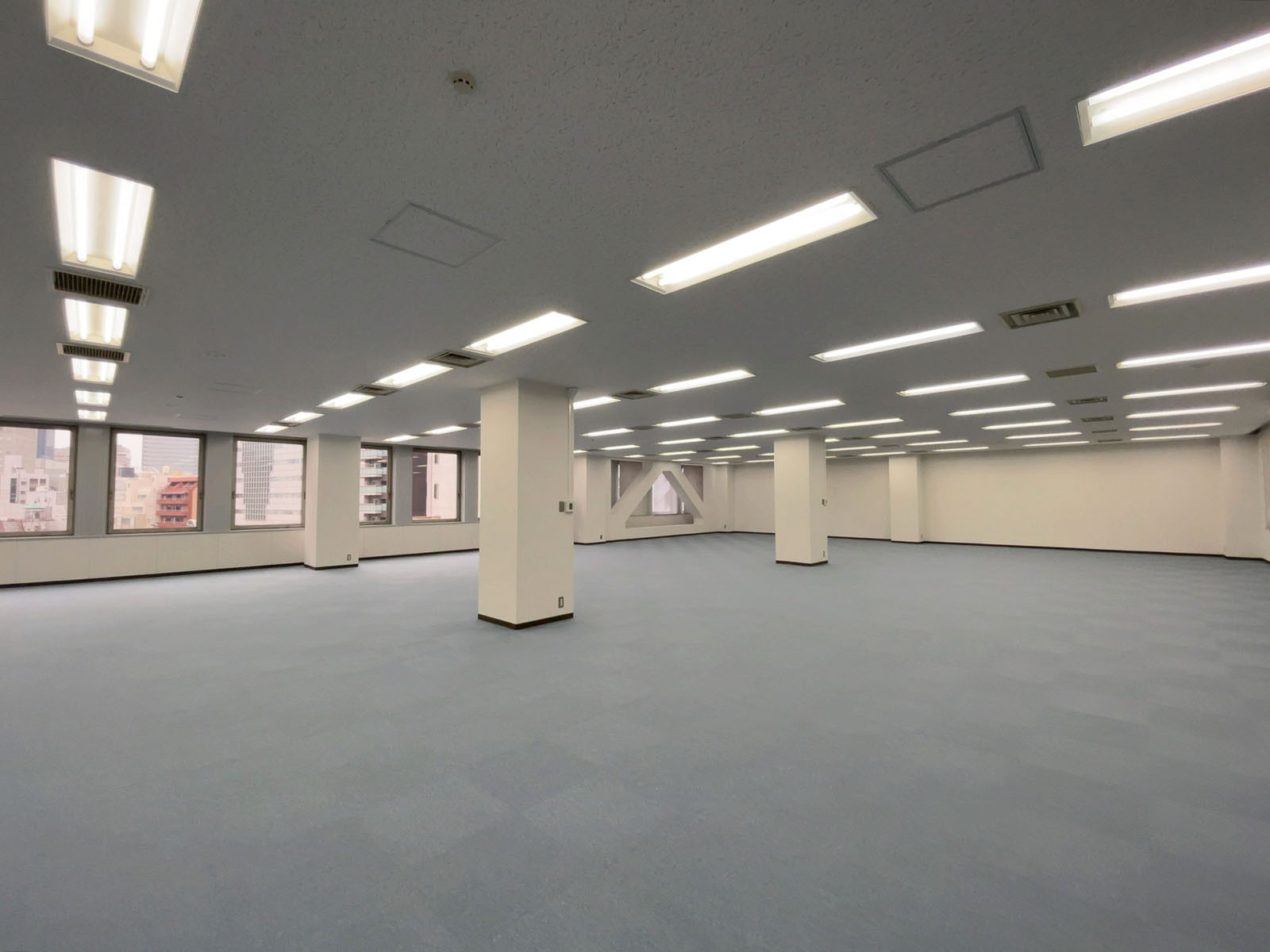 オフィス室内参考画像(5階・約96坪)