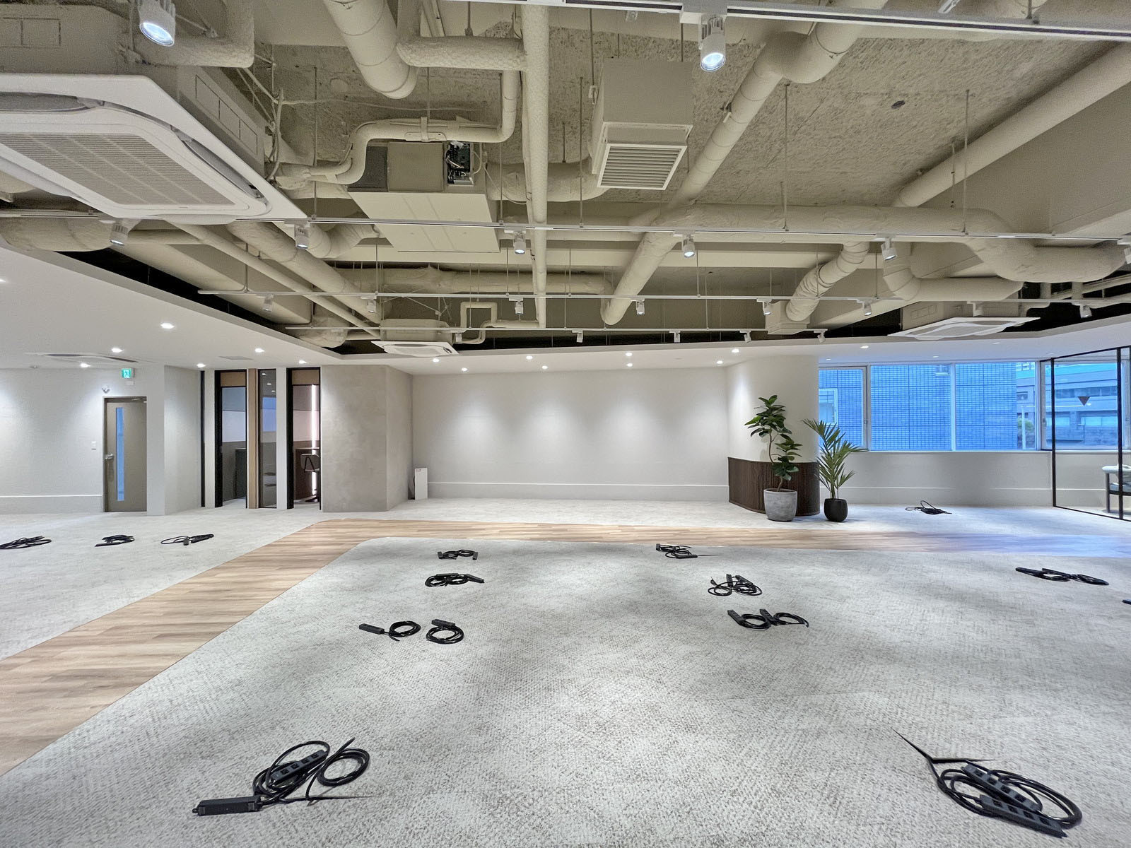 別角度の様子