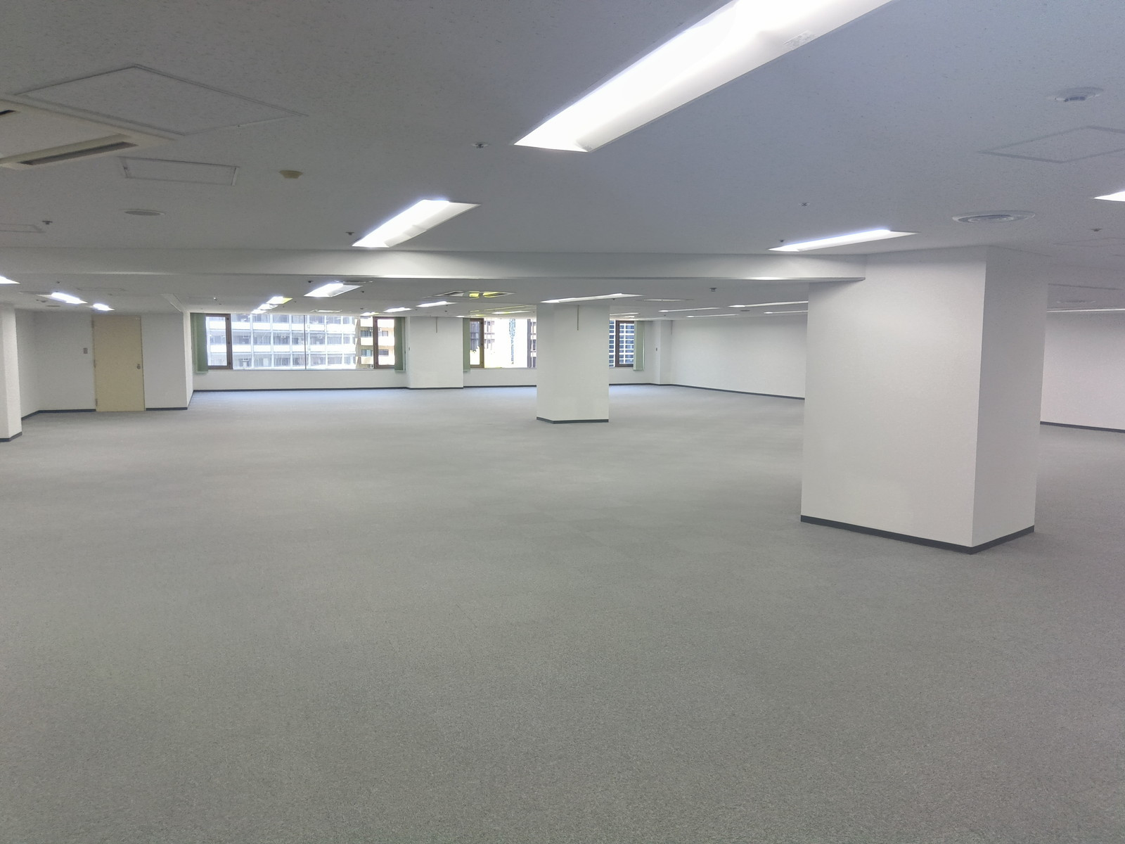 オフィス室内参考画像(5階・約160坪)