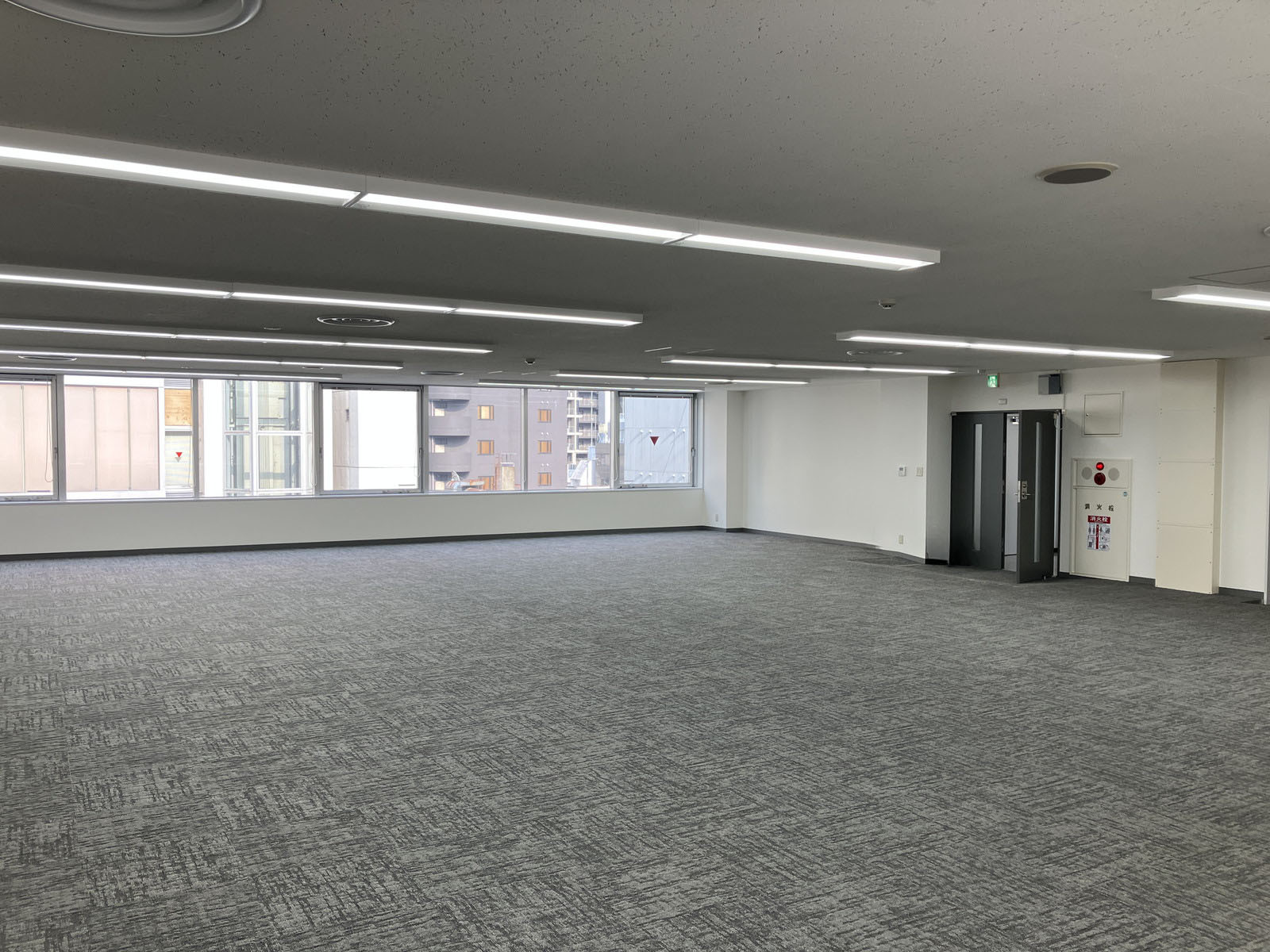 別角度の様子