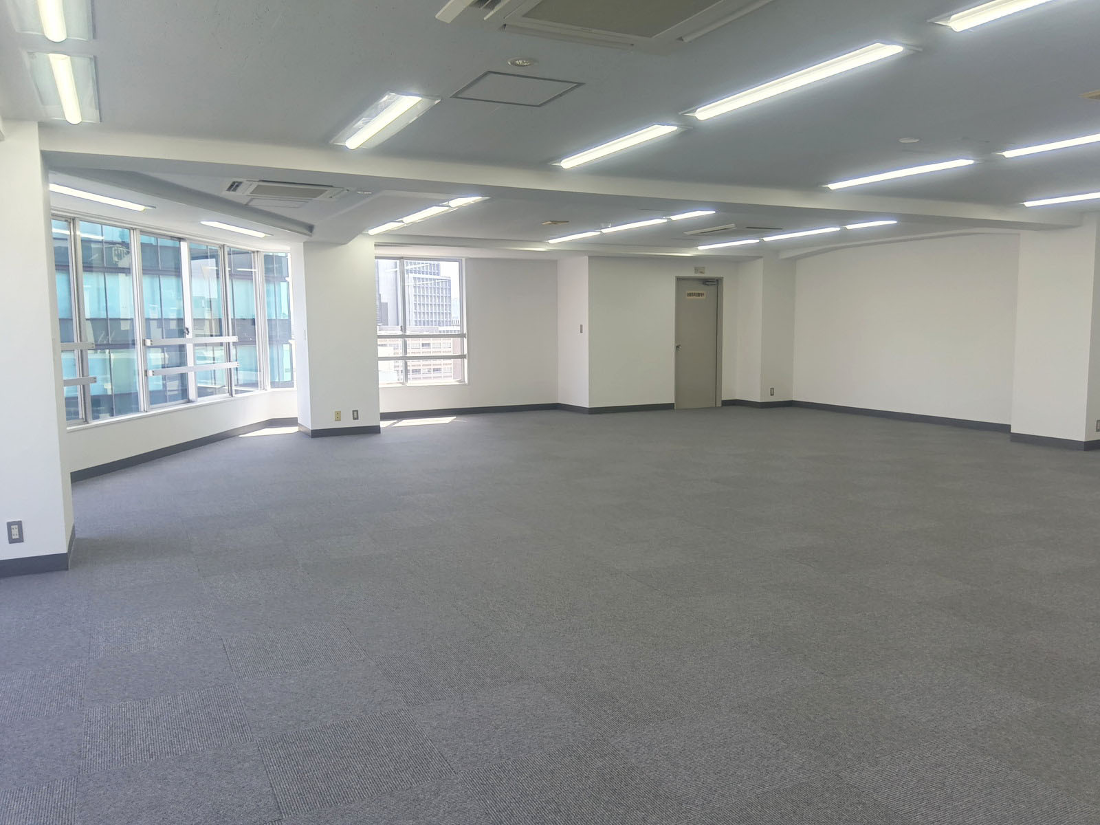 オフィス室内参考画像(8階・約43坪)