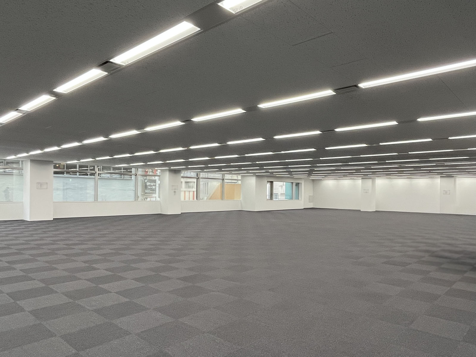 別角度の様子