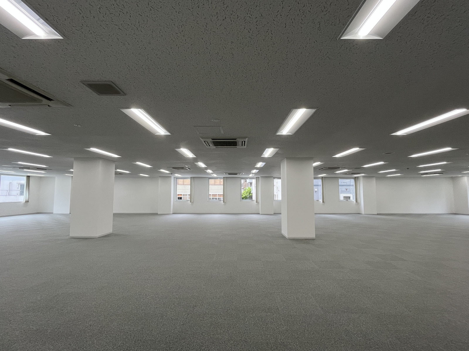 オフィス室内参考画像(3階・約172坪)