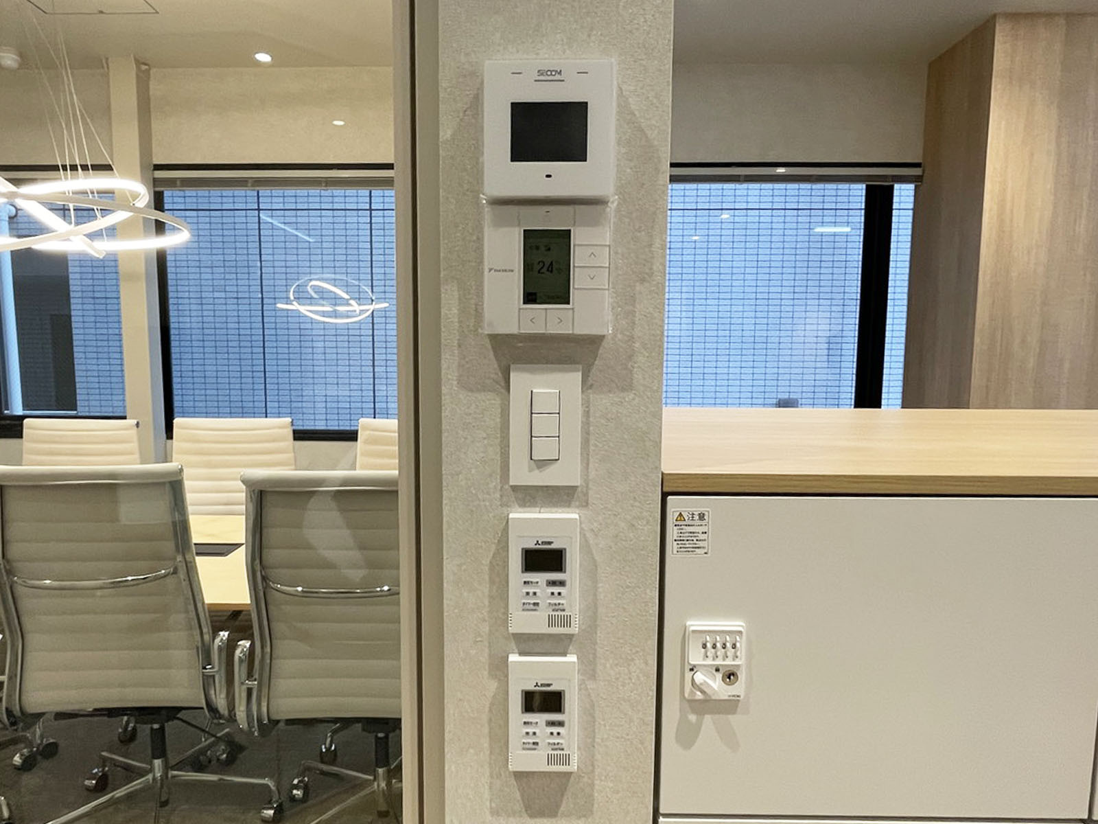 スイッチ類