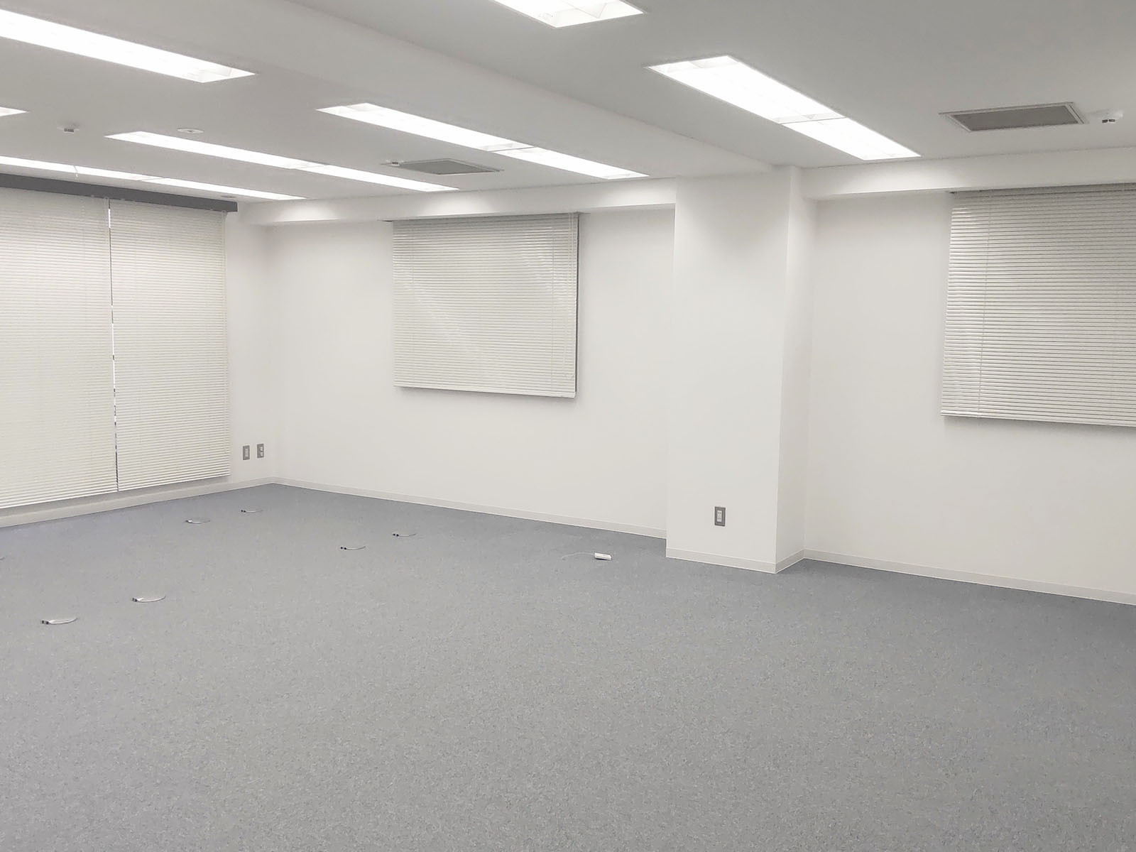 オフィス室内参考画像(4階・約16坪)