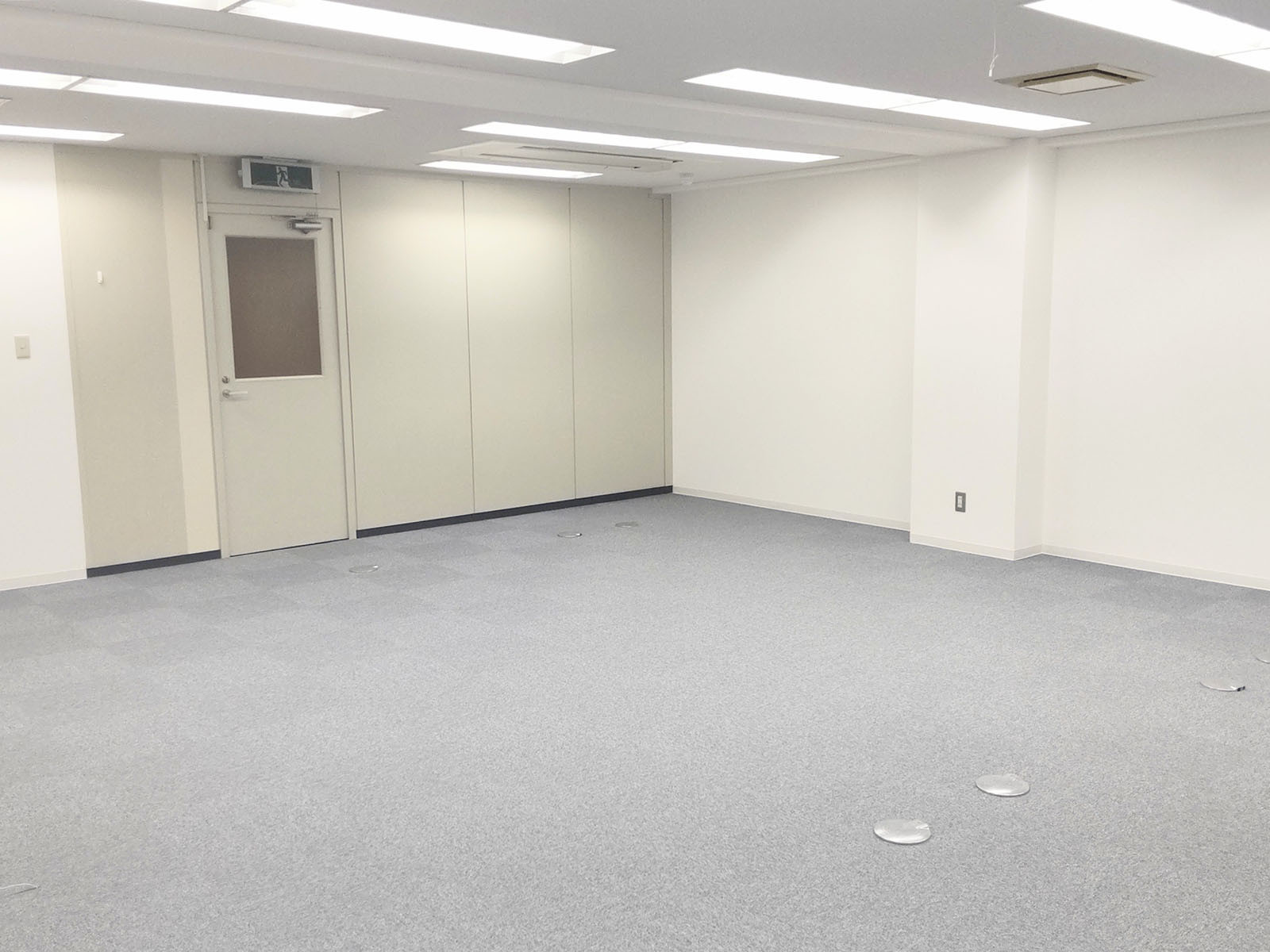 別角度の様子