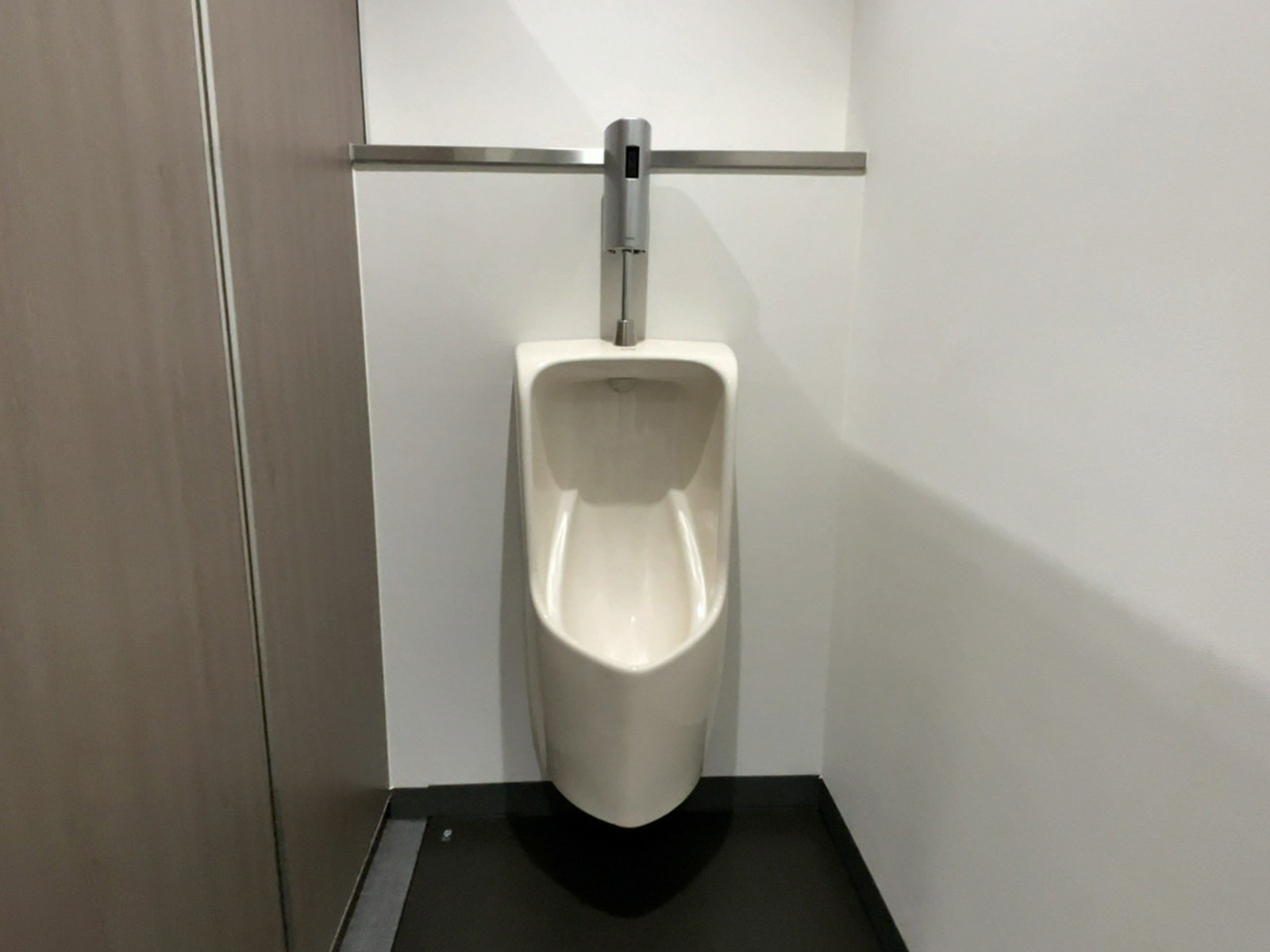 男性用トイレ