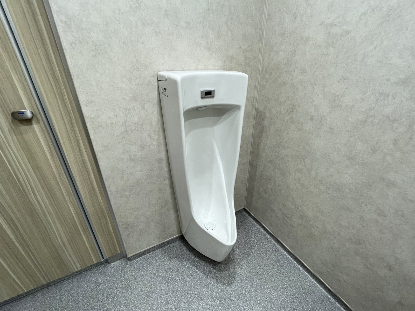 男性用トイレ
