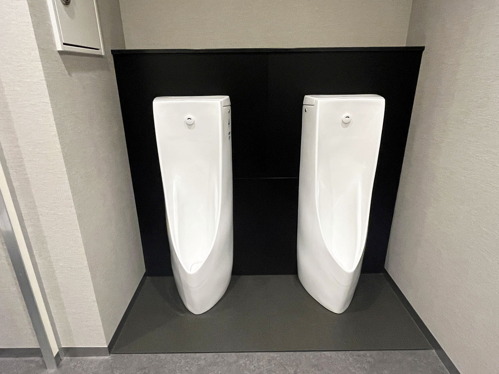 男性用トイレ