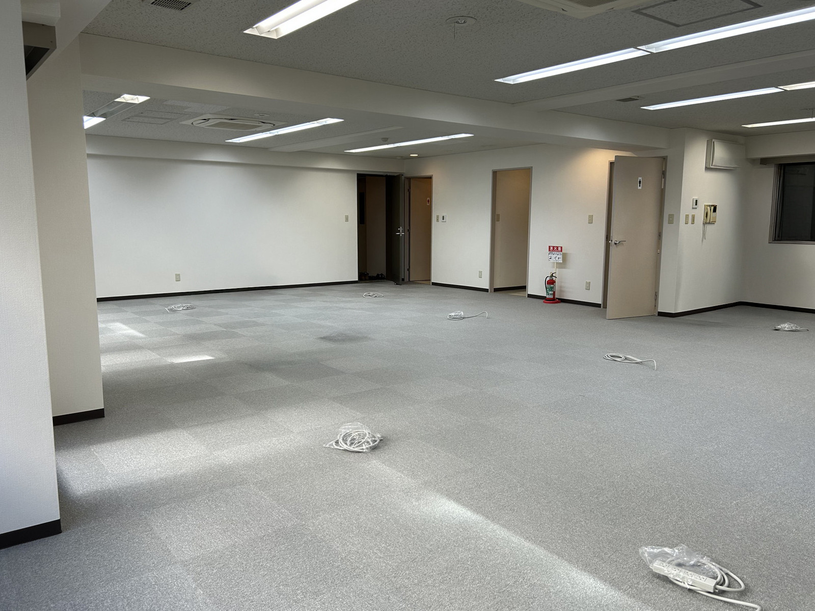 オフィス室内参考画像(2階・約33坪)