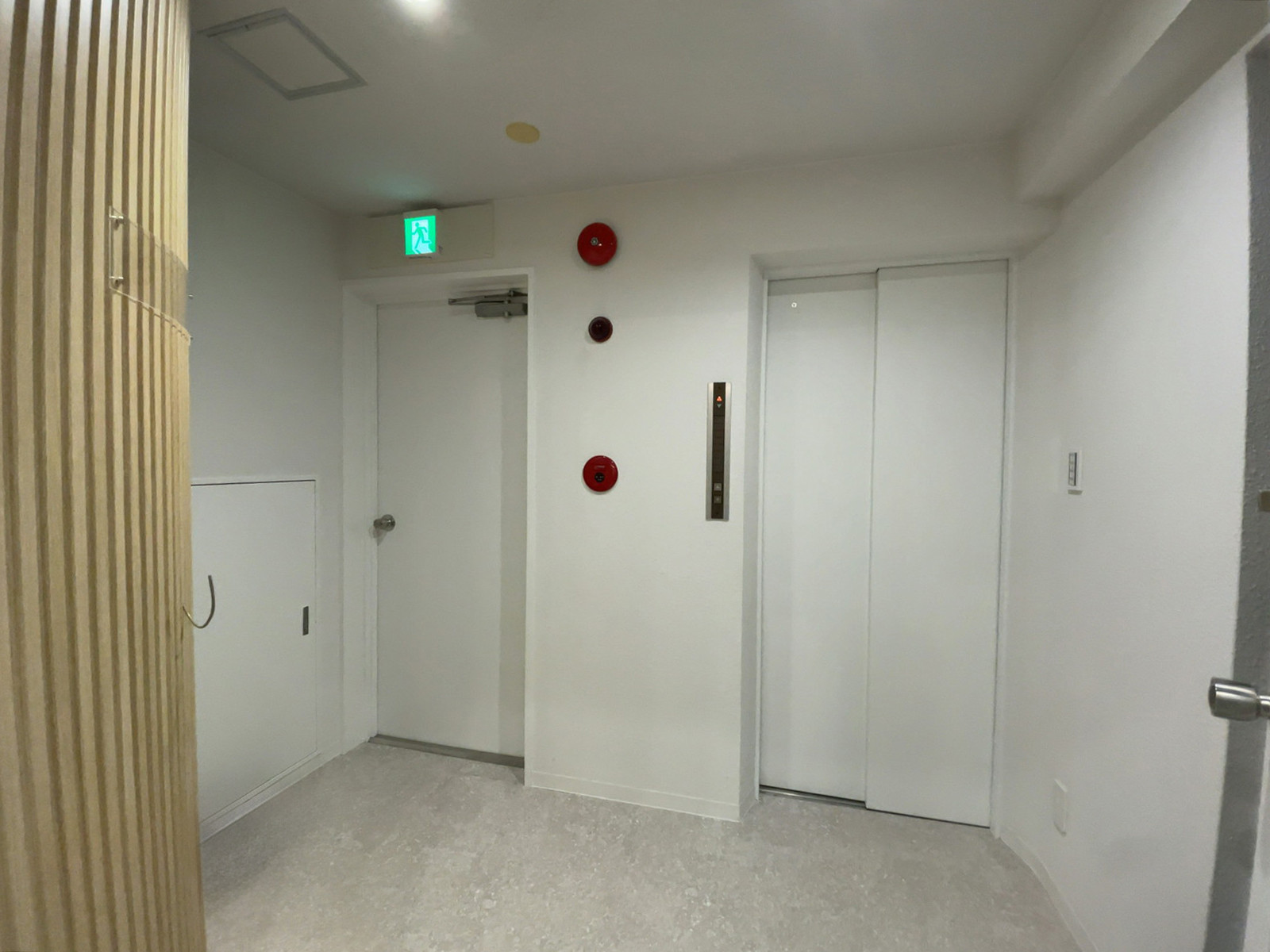 エレベーターホール