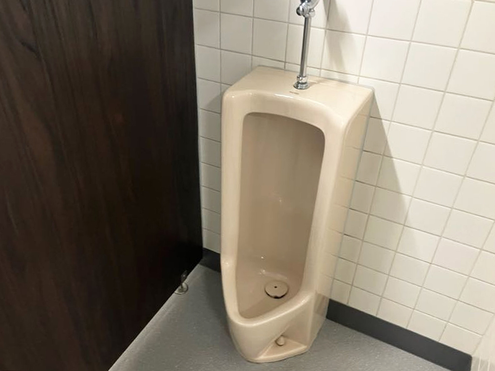 男性用トイレ