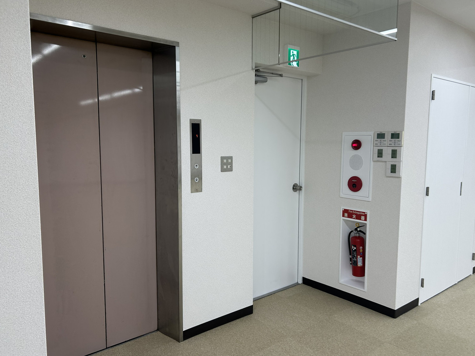 エレベーター
