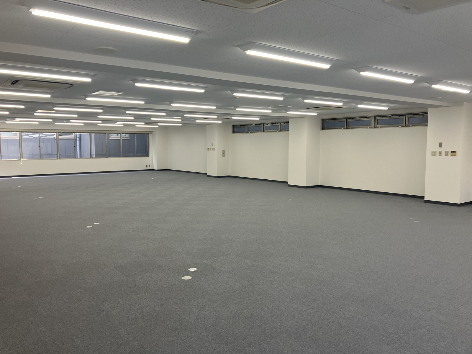 別角度の様子