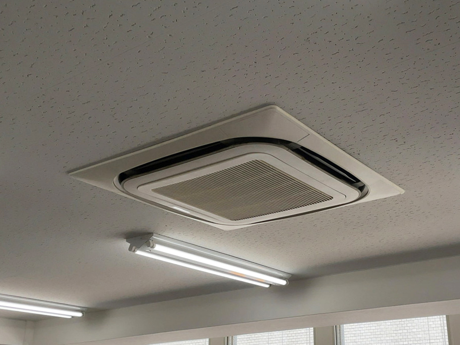 空調