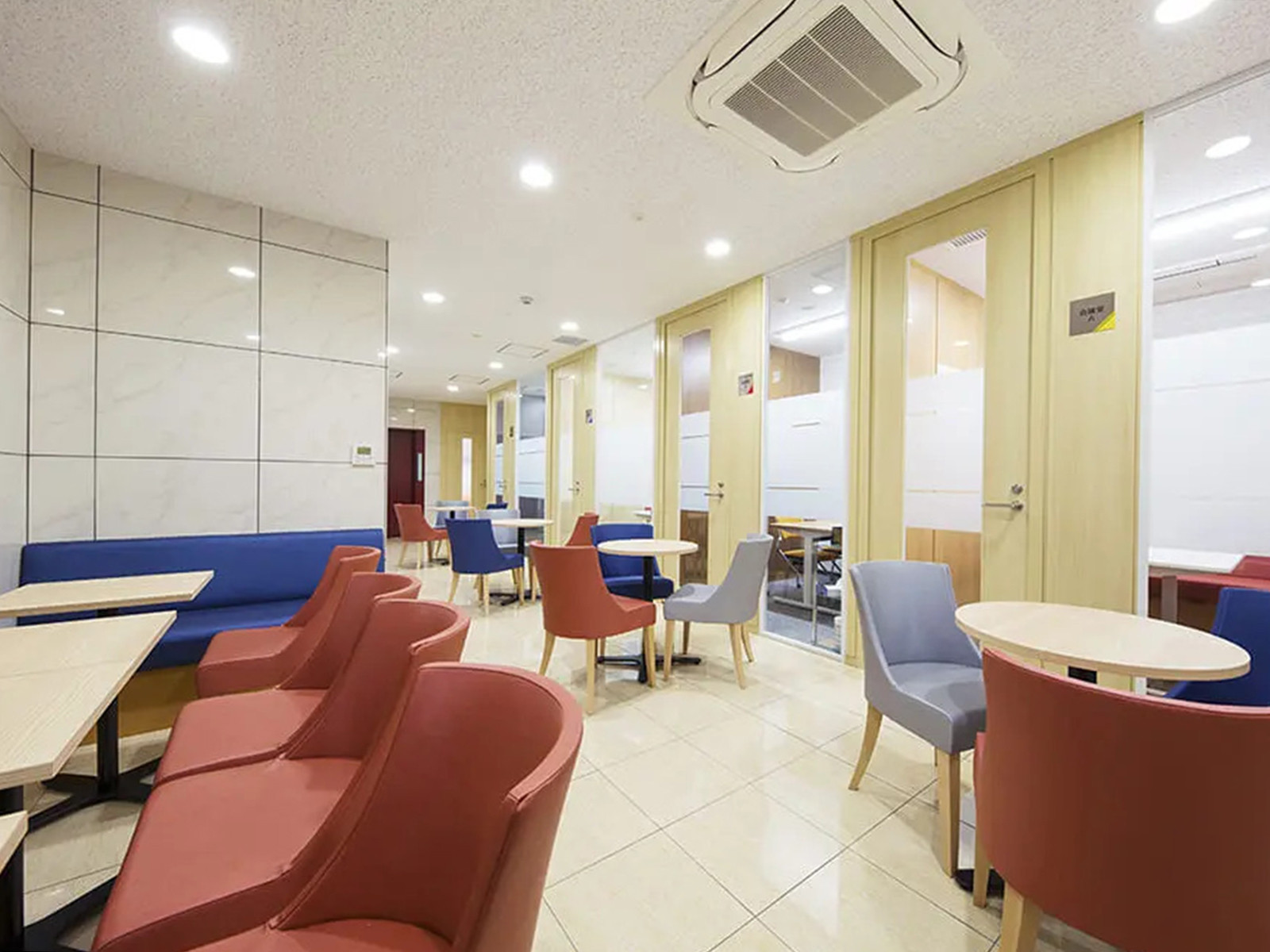 室内1