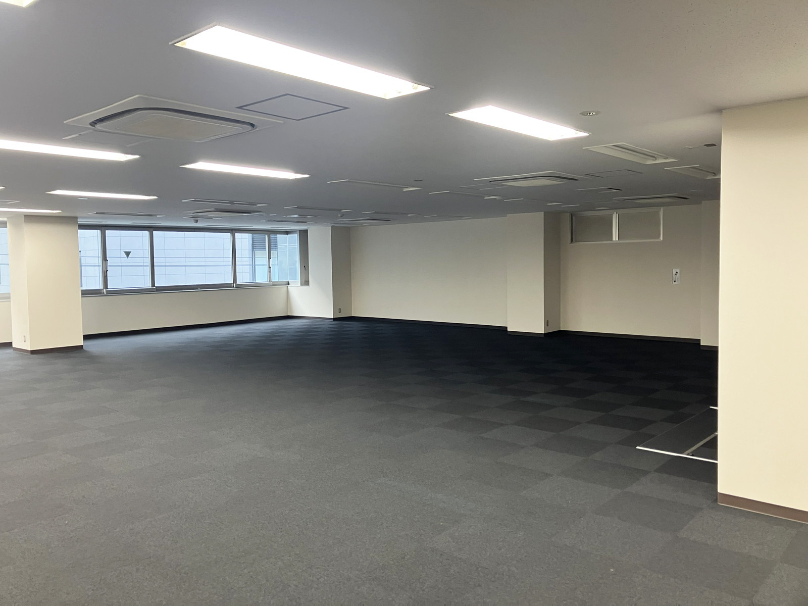貸室奥の様子