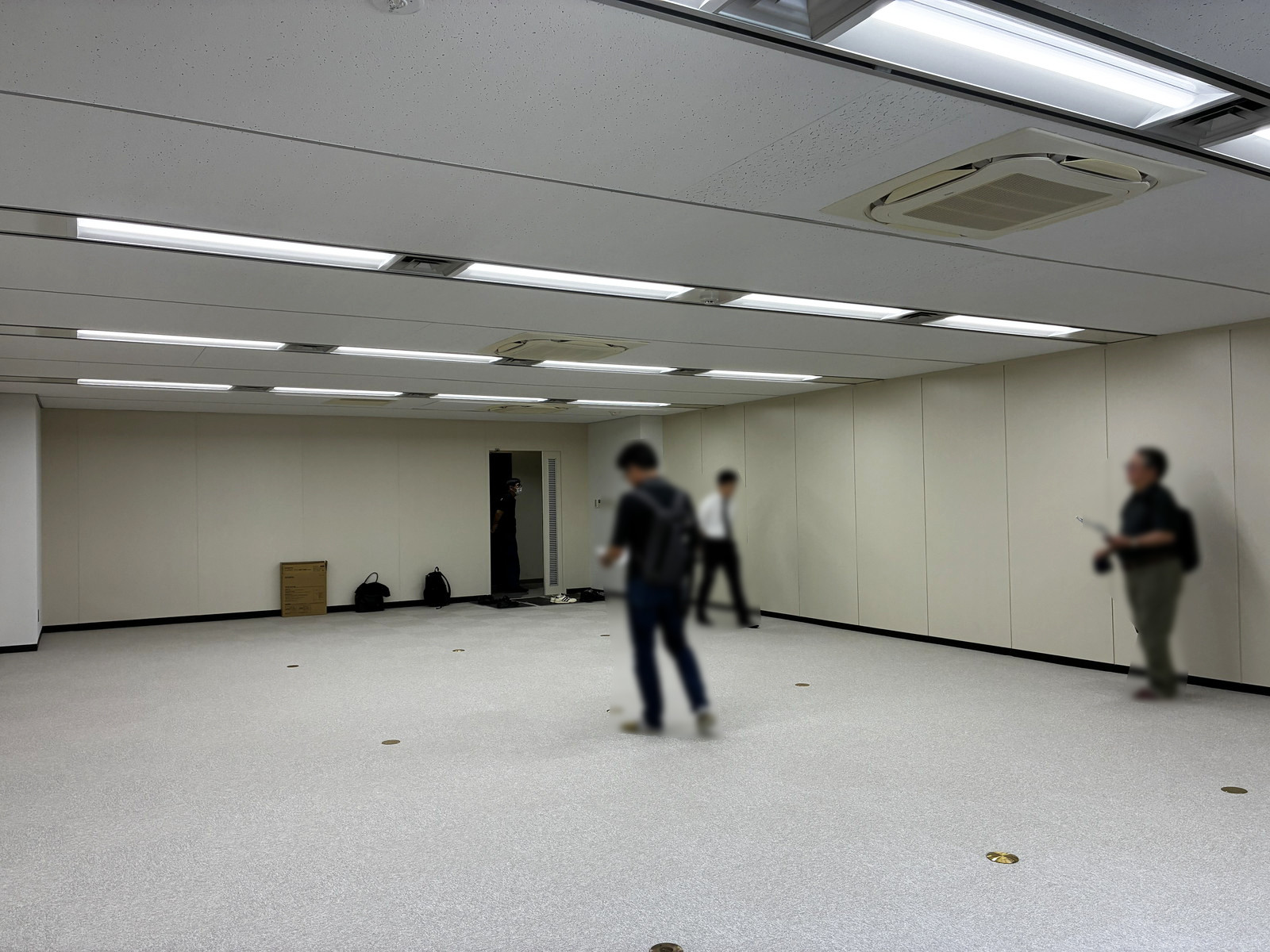 別角度の様子