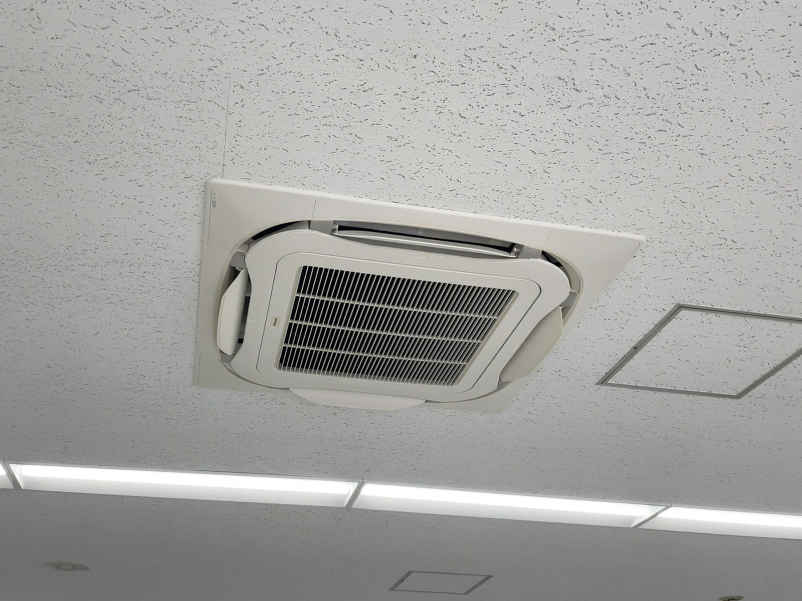 空調