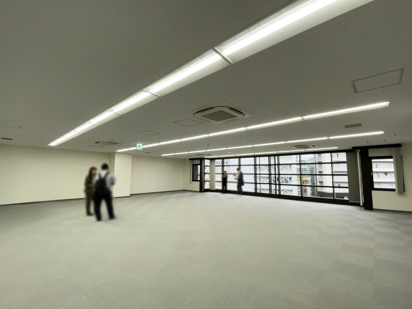 別角度の様子