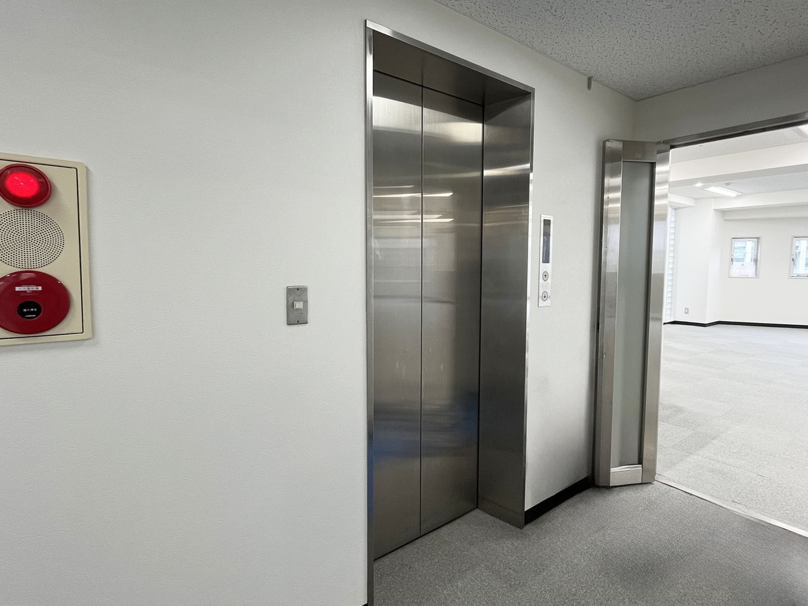 エレベーター(1基)