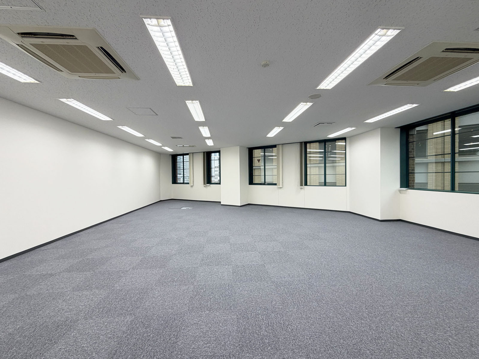 オフィス室内参考画像(4階・約27坪)