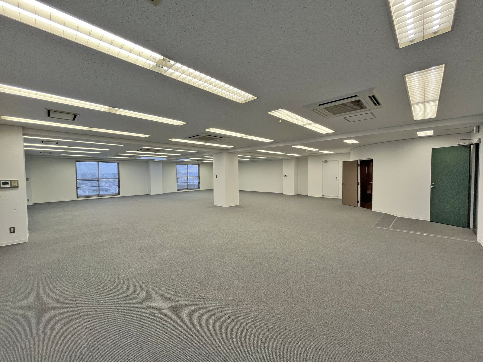 オフィス室内参考画像(4階・約60坪)