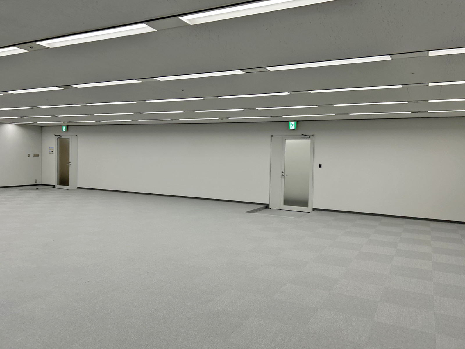 別角度の様子