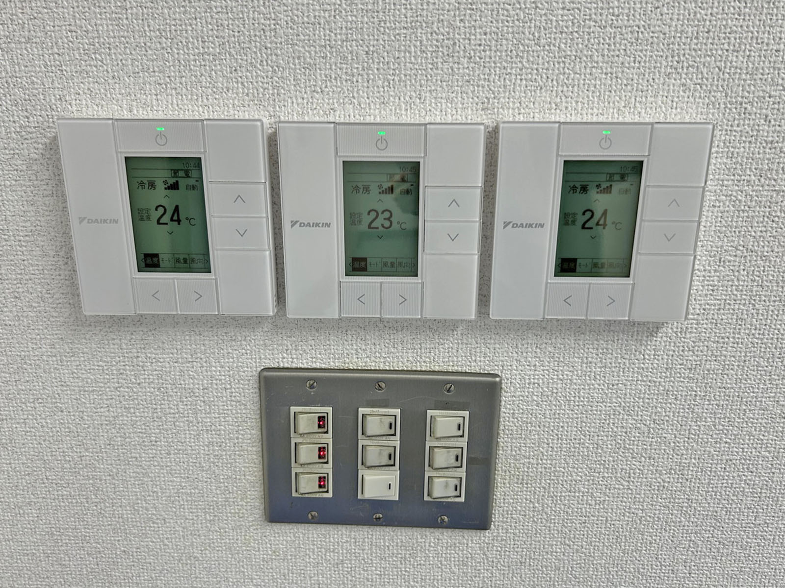 スイッチ類