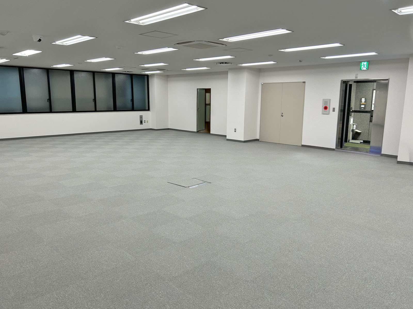 別角度の様子